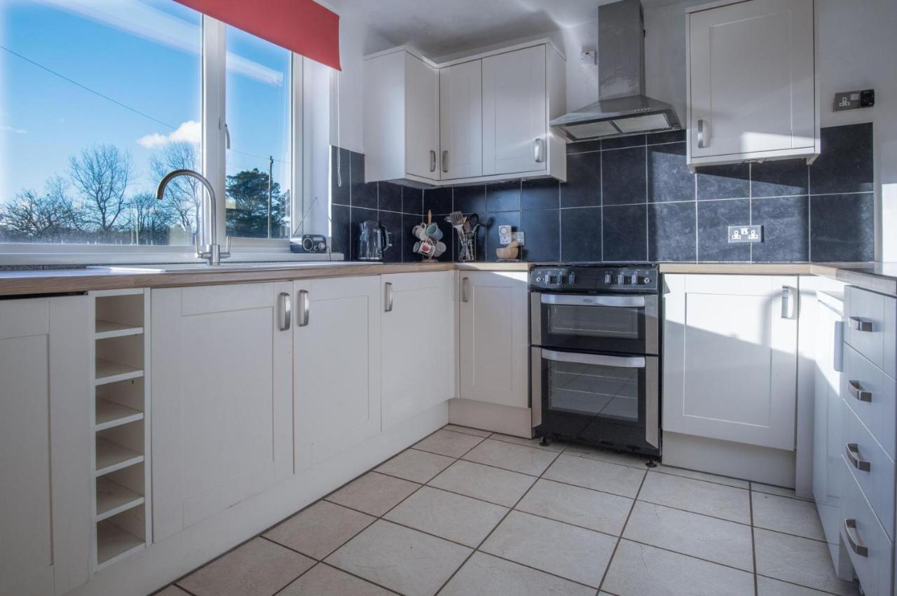 Maytree Cottage - 4 Bedroom Holiday Home - Tenby Exterior foto