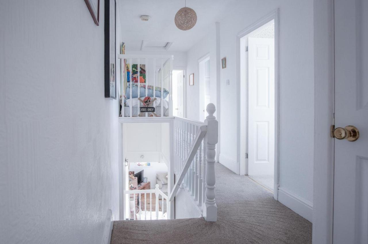 Maytree Cottage - 4 Bedroom Holiday Home - Tenby Exterior foto