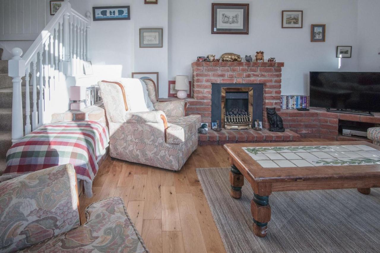 Maytree Cottage - 4 Bedroom Holiday Home - Tenby Exterior foto