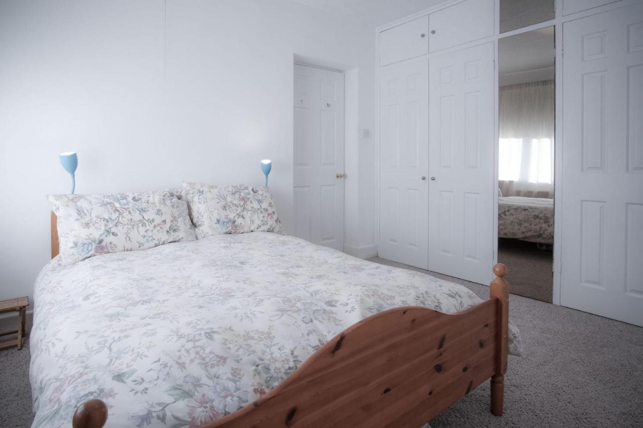Maytree Cottage - 4 Bedroom Holiday Home - Tenby Exterior foto